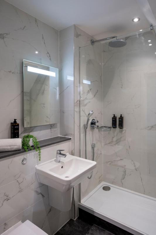 Junior Suite image 3