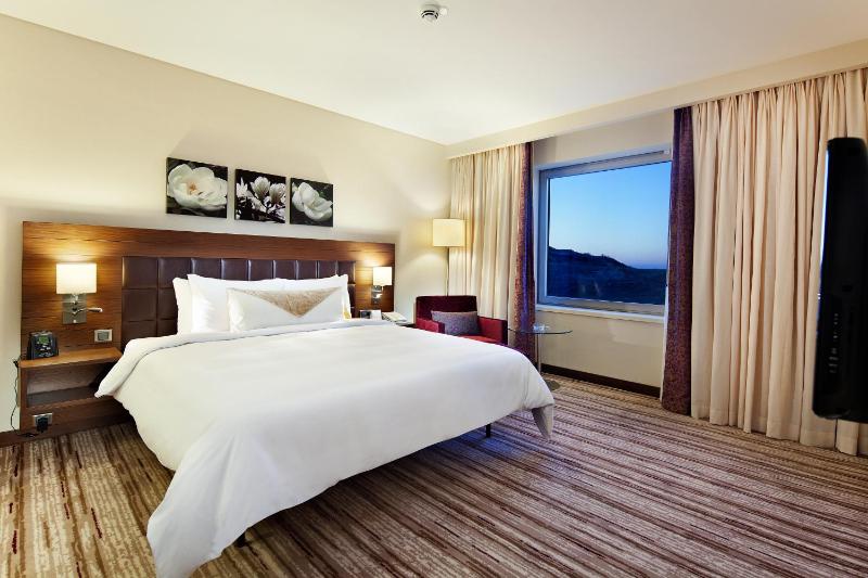 Queen Room - Mobility Access image 2