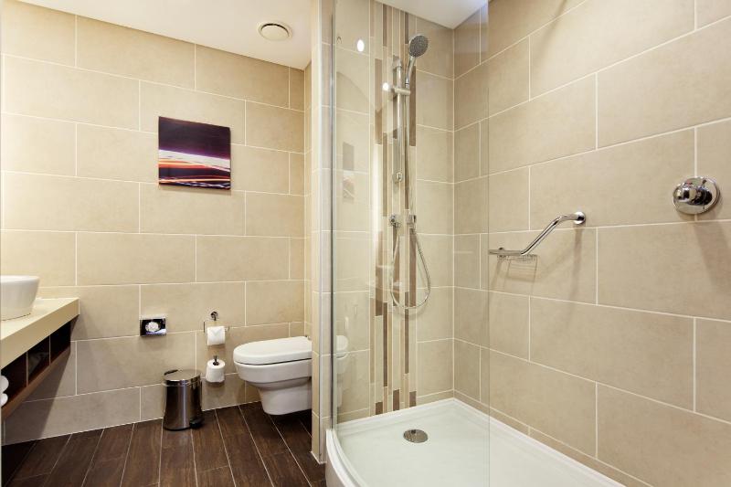 King Room image 4