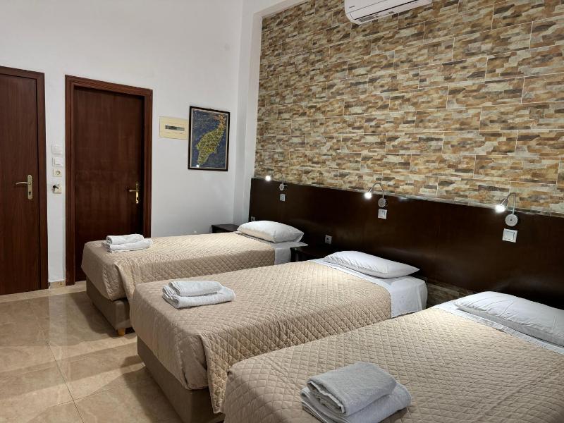 Triple Room image 4
