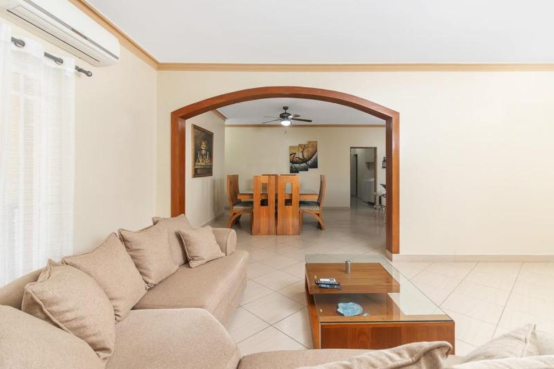 Super Spacious 4BR 4 5BA Villa w pool in Sosua - image 36