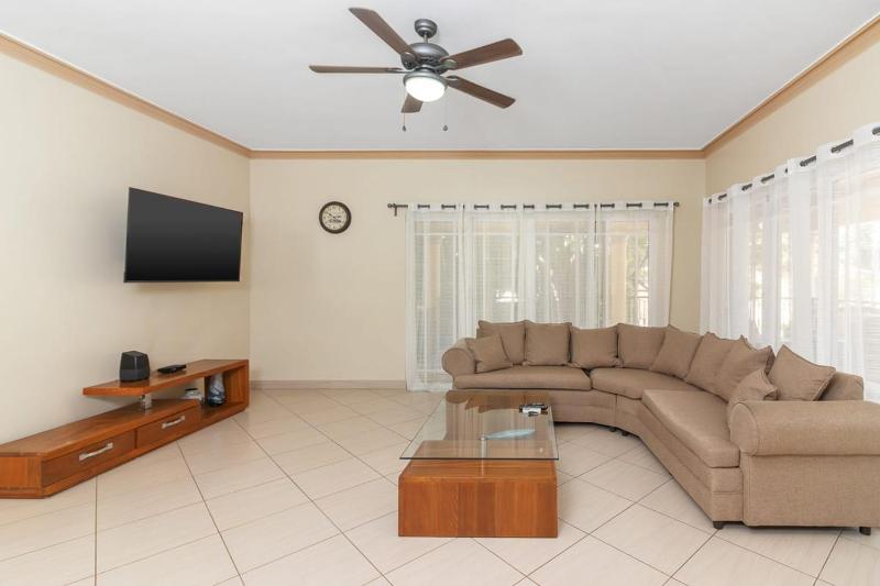 Super Spacious 4BR 4 5BA Villa w pool in Sosua - image 32