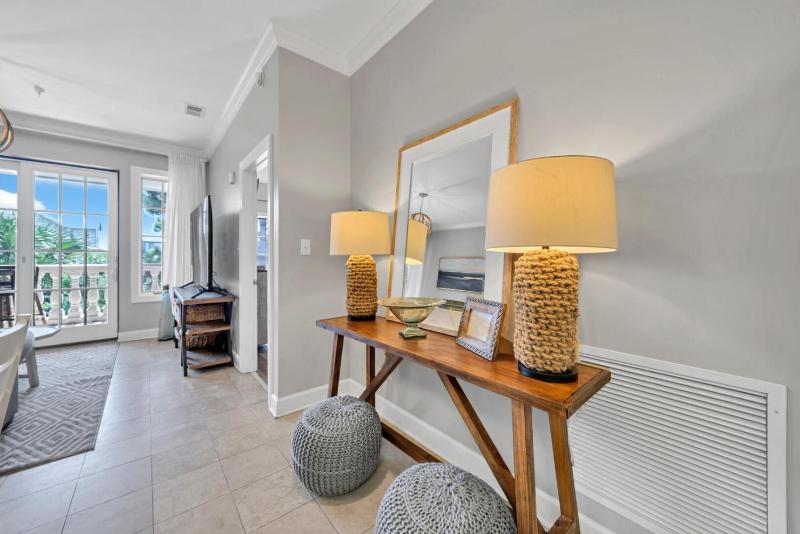 Overlooking 30A! Great Location! Easy Beach & Pool Access! - image 26