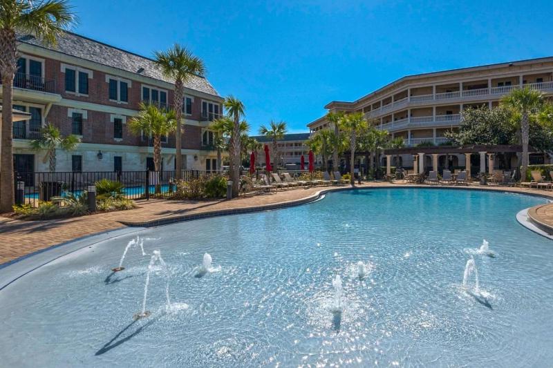 Overlooking 30A! Great Location! Easy Beach & Pool Access! - image 9