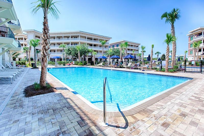 Overlooking 30A! Great Location! Easy Beach & Pool Access! - image 10