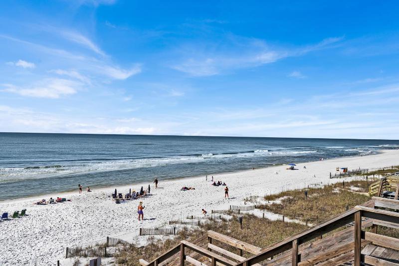 Gulf Front Stunning Views! Newly Renovated! Dolphin Watch #1 - image 30
