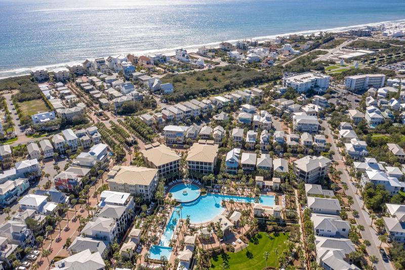 50 yards to the Seacrest lagoon Pool Walking distance to the beach! - image 9