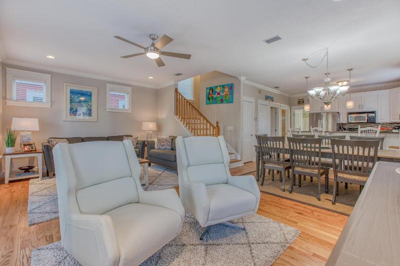 50 yards to the Seacrest lagoon Pool Walking distance to the beach! - image 48
