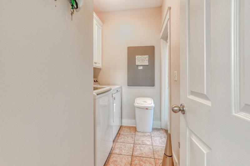 50 yards to the Seacrest lagoon Pool Walking distance to the beach! - image 32