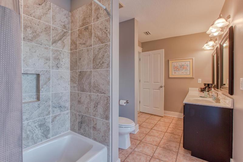 50 yards to the Seacrest lagoon Pool Walking distance to the beach! - image 15