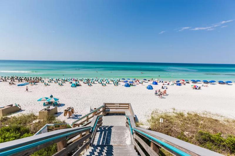50 yards to the Seacrest lagoon Pool Walking distance to the beach! - image 17