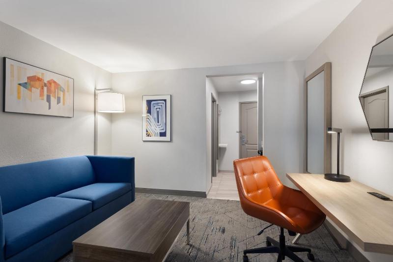HOLIDAY INN EXPRESS SAVANNAH AIRPORT By IHG - image 16