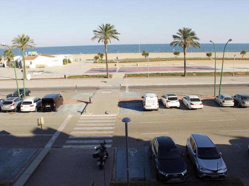Apartamento de 2 Dormitorios Frente al Mar - HISP-288-35 - image 4