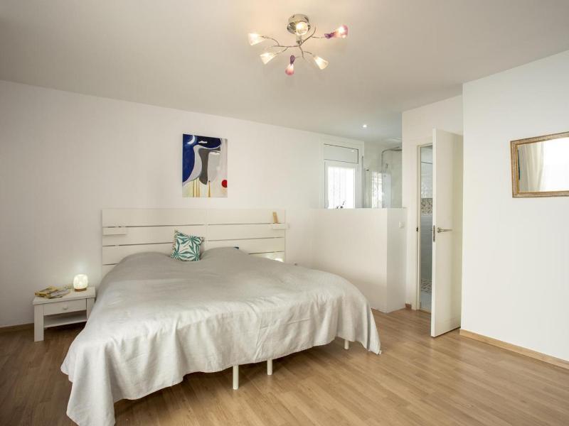 Casa con piscina 5 dormitorios cerca de la playa y centro - HISP-288-49 - image 25