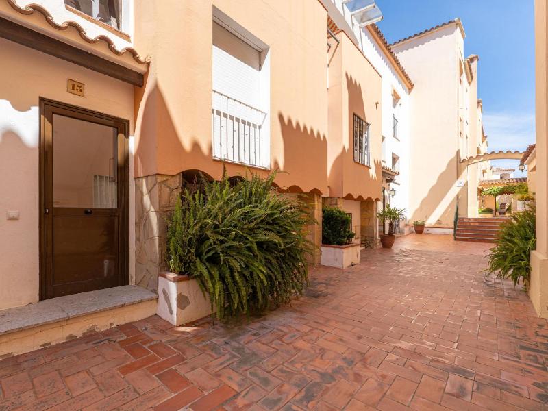 Apartamento acogedor con piscina internet y aire acondicionado en Empuriabrava - HISP-288-41 - image 21
