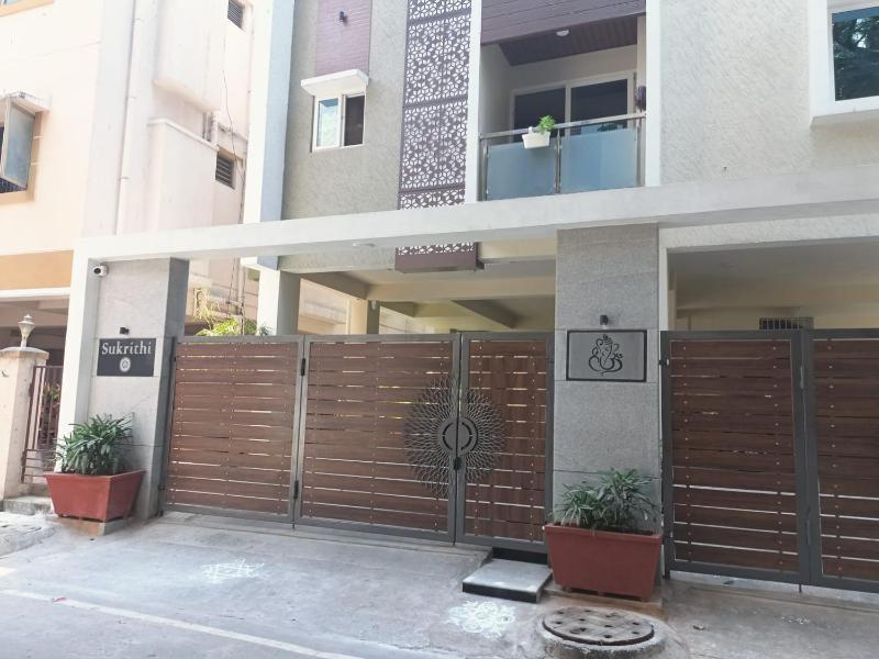 Sukrithi Premium Serviced Apartment - F2 - image 8