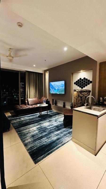 Luxury Studios Key 10 - image 19