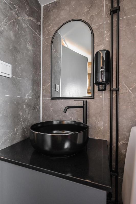 Economy Single Cabin with Shared Bathroom image 1