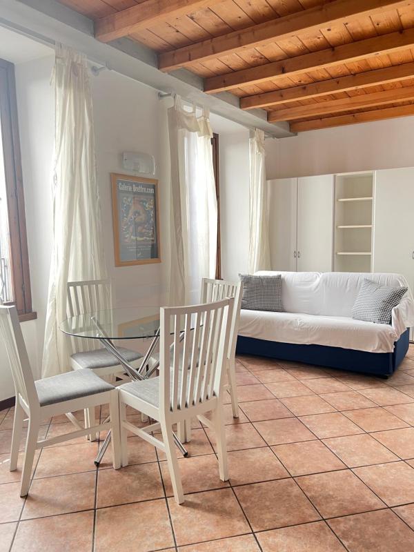 Standard Triple Room image 2