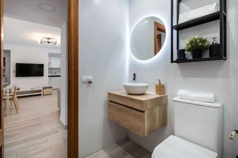 Boliches Ulises Apartment by Alfresco Stays - image 13