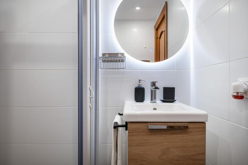 Boliches Ulises Apartment by Alfresco Stays - image 12