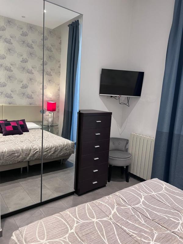 Apartment with Balcony image 3