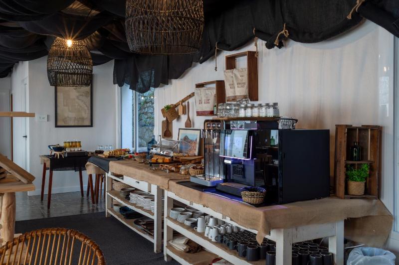 Hostal Boutique Es Menut - image 29