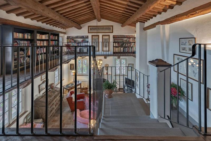 Villa Marlia 12 by Mmega - image 35