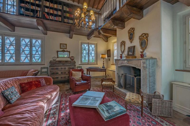 Villa Marlia 12 by Mmega - image 10