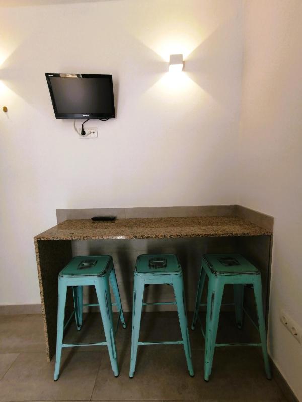 Studio Apartment image 4