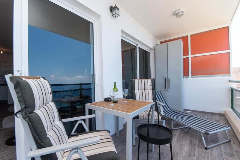 Comodoro 6 - One Bed - image 30
