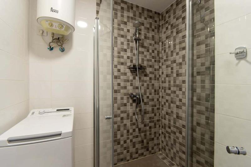 Comodoro 6 - One Bed - image 20