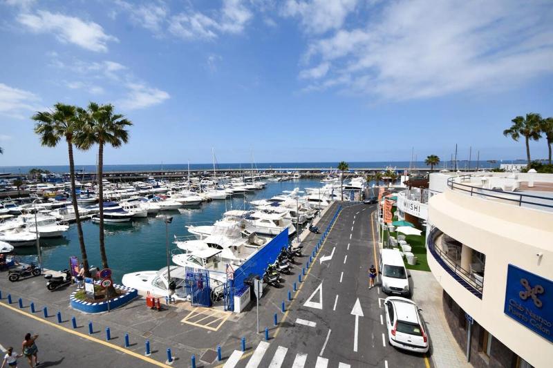 One-Bedroom Apartment image 3