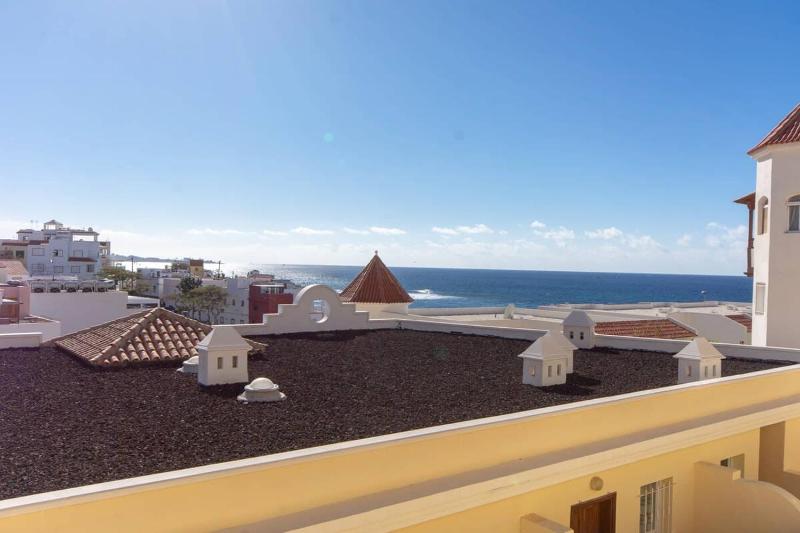 Bahia la Caleta 1 - Two Bed - image 24