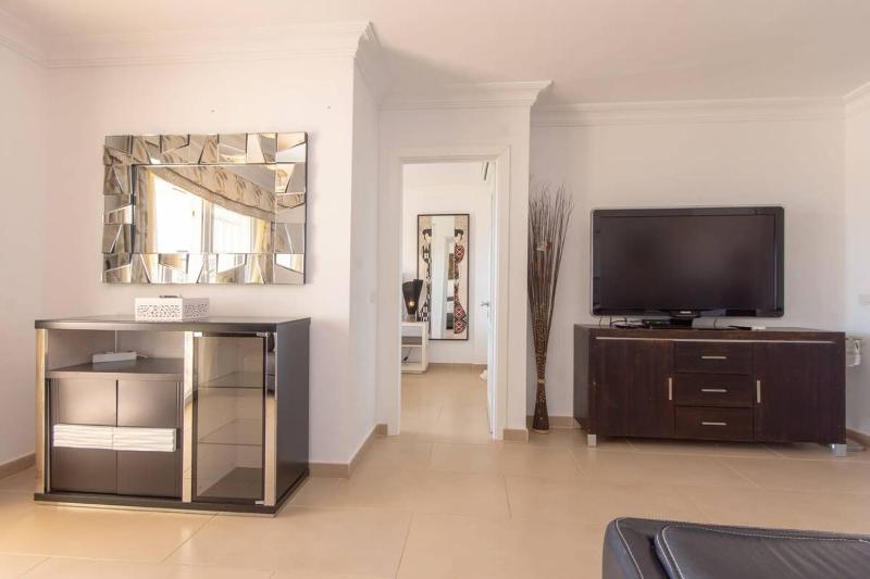 Bahia la Caleta 1 - Two Bed - image 2