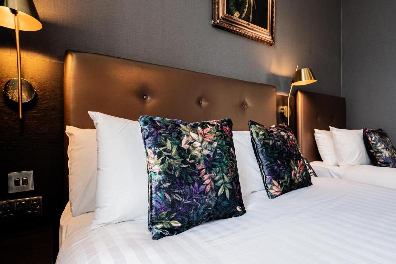 Triple Room image 4