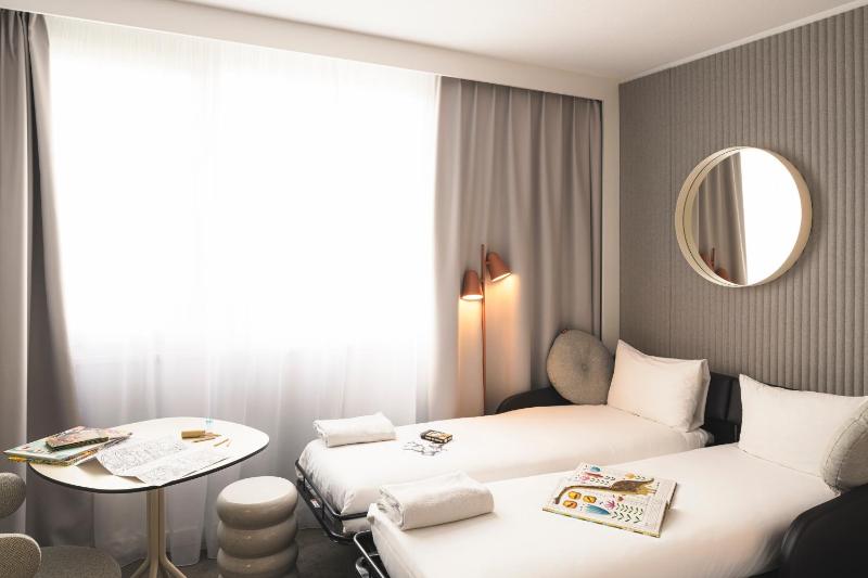 Superior Room with One Queen Bed and Double Sofa Bed image 2