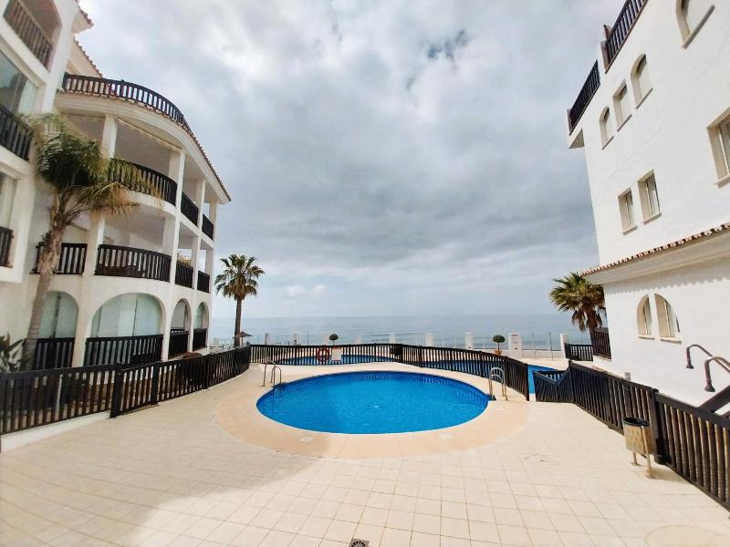 Seaview Puerta del Mar first line beach - image 46