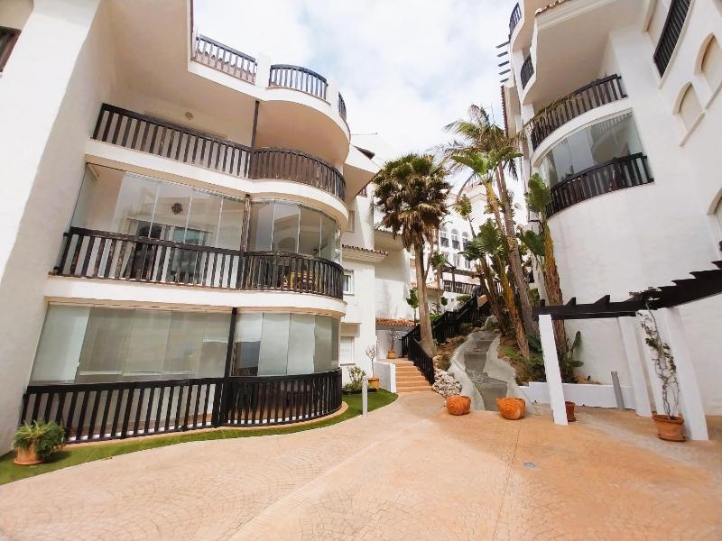 Seaview Puerta del Mar first line beach - image 39