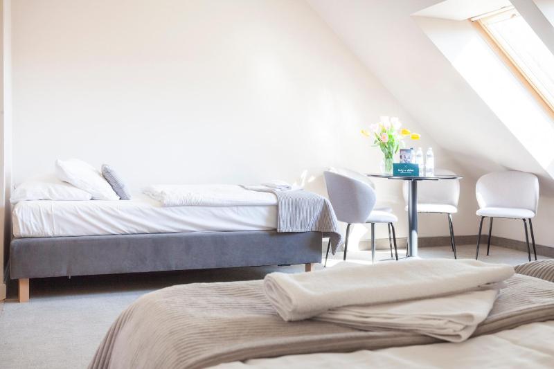 Quadruple Room Classic image 3