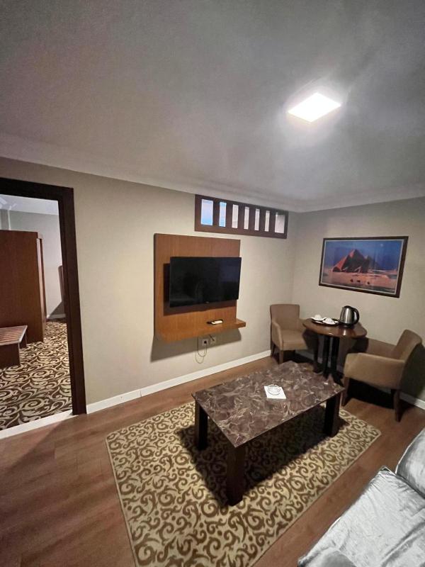 Suite image 2