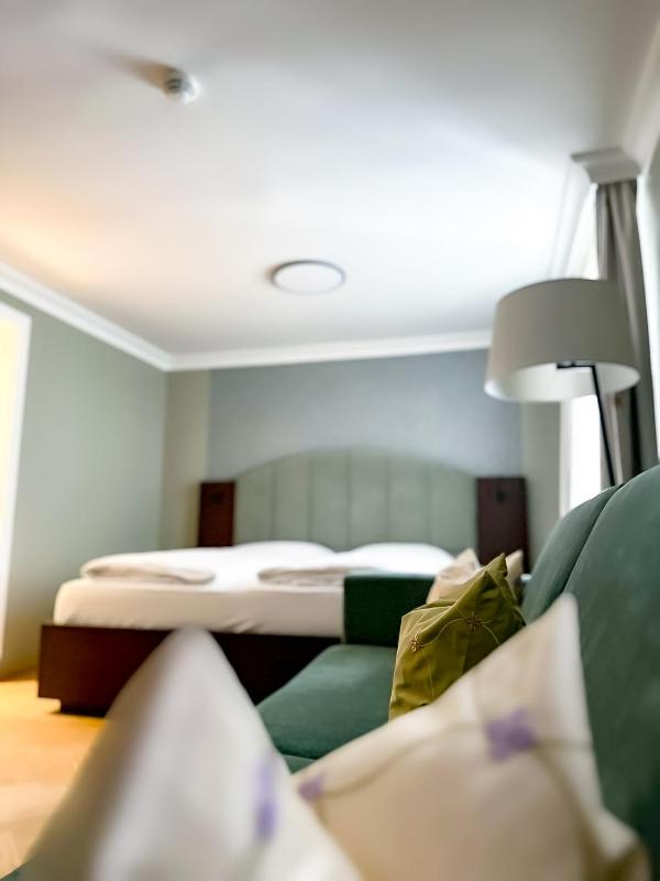 Superior Double Room image 3