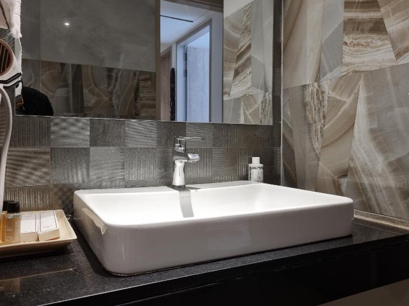Luxury Studios Key 5 - 2 BHK Fully Furnished Apartment - image 2