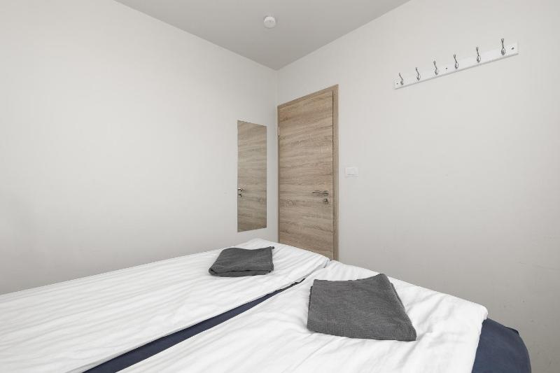 Double Room with Shared Bathroom image 3