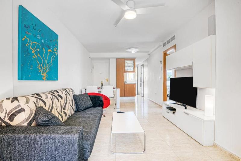 Apartment with beautiful views - image 12