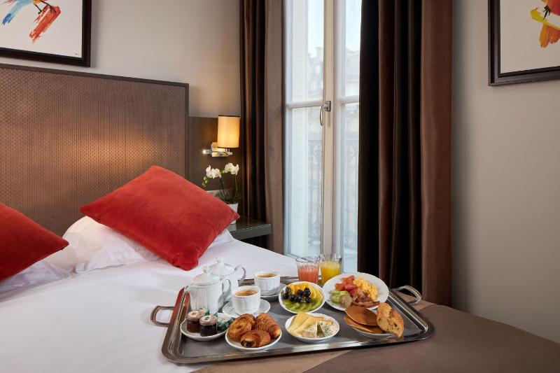 Classic Double Room image 1