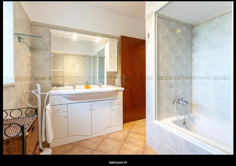 Blife Moustachya private rooms - image 17