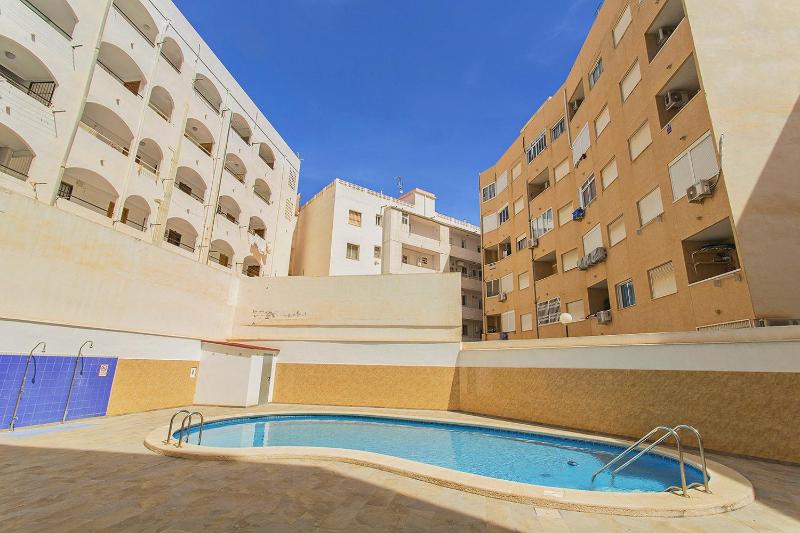 150 Lovely Palangre apartment - image 3