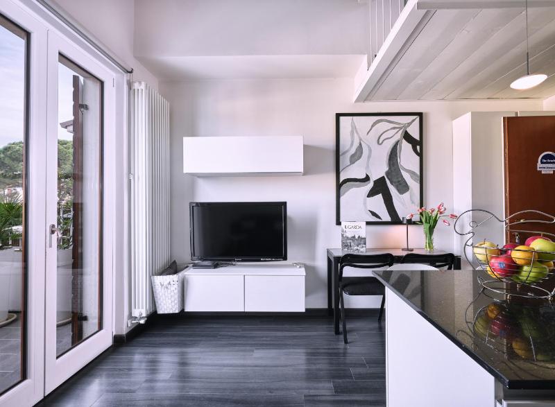 STUDIO THE BEACH - Regarda Travel - image 24