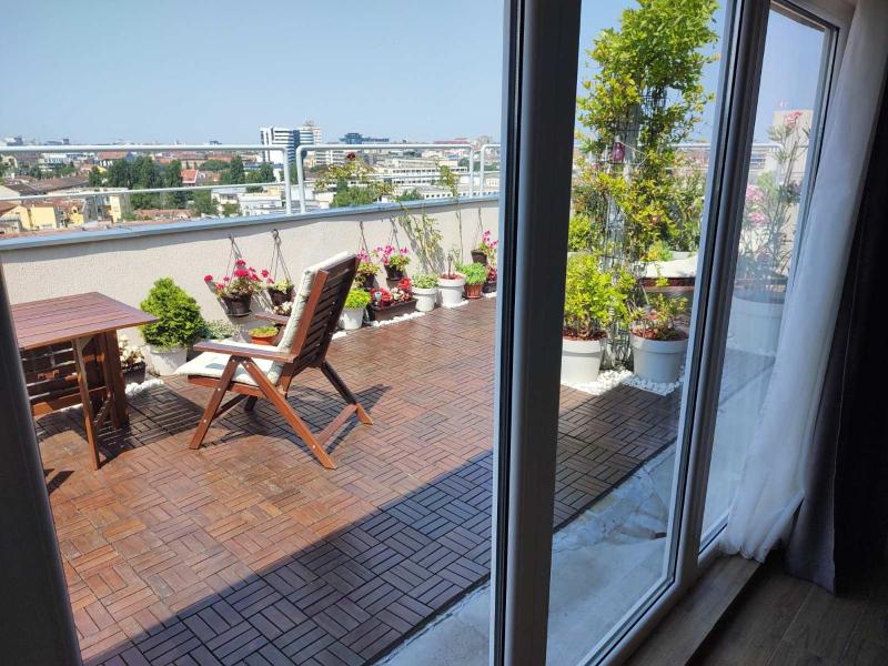 Penthouse apartment - image 5
